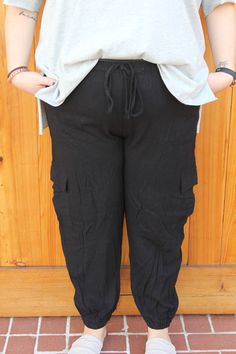 Black Linen Curvy Jogger Pant with Drawstring Waist and Side Cargo Model is wearing size XL and is 5'10". Umgee brand so the sizing is very generous! Size Chart: XL-14/16, 1XL-18/20, 2XL-22/24 1 Peter 5, Black Linen, Social Media Platforms, Jogger Pants, Drawstring Waist, Size Chart, Pants, How To Wear, Black