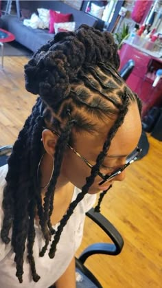 Dreads Styles For Women Wedding, Loc Hairstyles Half Up Half Down, Half Up Half Down Loc Styles Women, Simple Loc Styles Long, Pin Up Loc Styles For Women, Petal Bun Loc Styles, Loc Crown Style, Loc Styles For Wedding, Protective Loc Styles