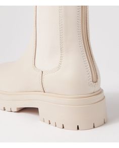 Apparent Cream Leather Chelsea Boots. Change up your winter wardrobe with these leather Chelsea boots by Midas. A utilitarian design with a modern aesthetic, APPARENT is easy to wear day or night. Chunky Coat, Olive Boots, Utilitarian Design, Neutral Heels, Pink Cups, Favorite Boots, Very Cold, Urban Looks, Perfect Love