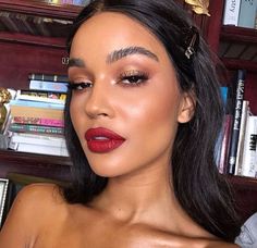 Red lipstick, el que necesitas este año – OMG Warm Toned Makeup, Eyeshadow Yellow, Eyeshadow Orange, Warm Makeup, Eyeshadow Pink, Eyeshadow Eyebrows, Summer Makeup Trends, Mekap Mata