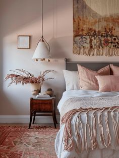 Bedroom Wall Color Combinations: Muted Millennial Pink and Grey Grey Peach Bedroom, Grey Bedroom With Pink Accents, Taupe Pink Bedroom, Blush Accent Wall Bedroom, Soft Pink Bedroom Walls, Light Grey Wall Bedroom, Pink Chic Bedroom, Peach And Grey Bedroom, Brown And Pink Bedroom Ideas