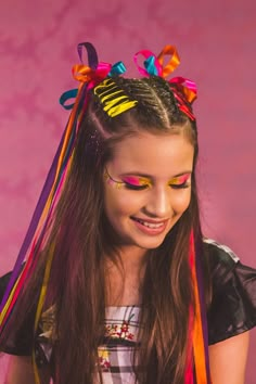 Circus Hair, Circus Makeup, Football Hair, Girl Hair Dos, Rave Hair, Wacky Hair, Trendy Hair Color, Festival Hair, Crazy Hair Days