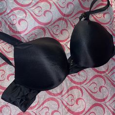 Victoria's Secret Amazing Plunge Pushup Bra Black Bra With Cute Bow Charm Pushup Padding, Very Soft, Draped Satin Cup Near The Straps Discontinued Style, Htf, Hard To Find Also Available In Blush Pink Balconet Bra, Pushup Bra, White Lace Bralette, Bow Charm, White Bralette, White Sports Bra, Full Coverage Bra, Sleep Wear, Pretty Lingerie