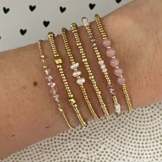 Pink Bead Bracelet Ideas, Pretty Beaded Bracelets, Amazon Jewelry Finds, Jewelry Must Haves, Amazon Jewelry, Preppy Jewelry, Wrist Jewelry, Beads Bracelet Design