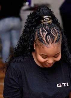 Trendy Cornrows, Half Cornrows, Feed In Ponytail, Cornrows Natural Hair, Cornrows Hairstyles, Half Braid, Braids Styling, Classy Hairstyles, Feed In Braid