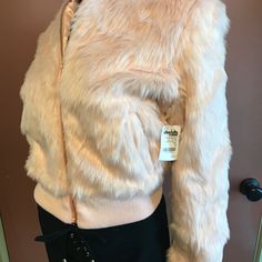 Light Pink Faux Fur, Satin Fabric Inside, Super Soft, Fits True To Size, Brand New Fitted Spring Outerwear With Faux Fur Lining, Fitted Faux Fur Casual Outerwear, Rose Gold Jacket, Corner Cafe, Soft Fits, Pink Faux Fur, Glamour Fashion, Dream Wardrobe, Satin Fabric