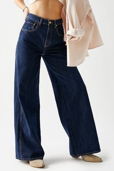 free people crvy gia wide leg Wide Leg Jeans Curvy, Tucked In Shirt, High Rise Denim Jeans, Free Jeans, Free People Jeans, Curvy Jeans, Dark Blue Jeans, Jeans Material, Button Fly Jeans