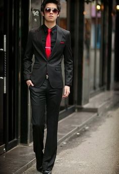 Prom Suits For Black Guys, Black Suit Red Shirt, Wedding Suits Men Indian, Prom Men Outfit, Black Suit Red Tie, Suit With Red Tie, Black Prom Suits, Red Tie Men, Black And Red Suit