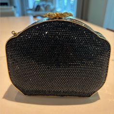 Beautiful Black Beaded Judith Leiber Handbag. In Lovely Condition. Add Something Special And Unique To Your Closet! Judith Leiber Handbags, Judith Leiber Bags, Judith Leiber, Black Beads, Something Special, Wristlets, Clutches, Bag Lady, Handbags