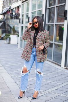 Blazer Outfits Casual, Black Women Fashion, Blazer Outfits, Dressy Casual, Fall Winter Fashion, Outfits Casuales, Holiday Outfits, Ripped Jeans, Work Outfits