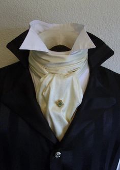 Handmade custom period reproduction design. See how to tie instructions at www.elegantascot.com --------------------------------------------------------- CRAVAT -- Gorgeous ivory white 100% Dupioni Silk, great natural soft texture with just the right amount of crispness!! -- Made from a single piece Ascot Ties, Regency Fashion, 19th Century Fashion, Dupioni Silk, Period Outfit, Historical Costume, Steampunk Fashion, Historical Clothing, Drawing Tips