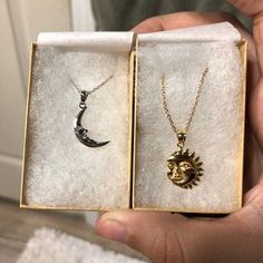 Necklace Sun And Moon, Sun And Moon Jewelry, Sun Moon Necklace, Necklace Sun, Sun And Moon Necklace, Friendship Necklace, Couple Jewelry, Jewelry Fashion Trends