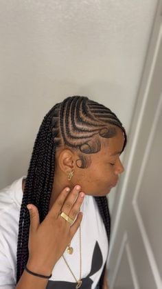 STS STYLING TRO 💕 on Instagram: "Lemonade w knotless 😮‍💨😍 #eplorepage #hairstylistlb #knotlessbraids #lemonadebraids #redhead" Lemonade Tribals With Knotless Braids Boho, Knotless Box Braids With Lemonade Braids, Knotless Braids With Lemonade Braids, Curly Lemonade Braids, Lemonade With Knotless Braids, Lemonade Braids And Knotless Braids, Braided Side Part Hairstyles, Lemonade Bohemian Braids, Lemonade X Knotless Braids