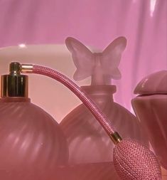 Margot Robbie Pink Dress, Margot Robbie Pink, Pink Dress Aesthetic, Aesthetic Sabrina Carpenter, Barbie Movie 2023, Sabrina Carpenter Album, Barbie 2023, Princess Charm School, Barbie Aesthetic