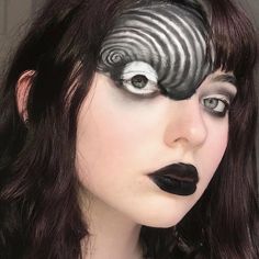 Uzumaki Makeup, Junji Ito Makeup, Tomie Junji Ito Cosplay, Junji Ito Cosplay, Junji Ito Aesthetic, Junji Ito Uzumaki, Ito Junji, Manga Novel, Tik Tok Videos Funny