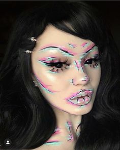 Glitch Makeup Looks, Surrealism Makeup, Glitch Makeup, Sfx Makeup Looks, Crazy Makeup Looks, Trippy Makeup, Grunge Vintage Aesthetic, Clothing Grunge, Creepy Halloween Makeup