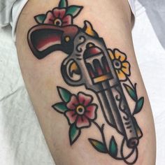 Welder Tattoo, Welding Tattoo, Hot Rod Tattoo, Traditional Tattoo Inspiration, Traditional Tattoo Flowers, Traditional Style Tattoo, Kunst Tattoos, Western Tattoos