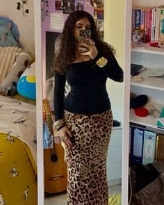 #leopard #outfits #outfitpost #style #maximalism #black #aesthetic #viral Lepord Print Skirt Long Outfit, Cheetah Print Sweater Outfit, Cheetah Print Maxi Skirt Outfit, Cheetah Maxi Skirt Outfit, Cheetah Print Skirt Outfit, Printed Maxi Skirt Outfit, Print Sweater Outfit, 2024 Reset, Mid Skirt Outfits