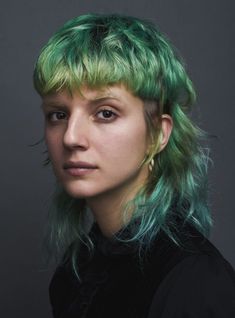 Short Grunge Hair, Punk Hair, Mullet Hairstyle, Hair Reference, Grunge Hair, Green Hair, Hairstyles With Bangs, Hair Goals