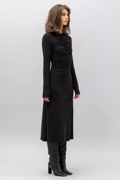 A simple chic dress for your holiday festivities! A perfect dress to style with all your bold accessories. Simple Chic Dress, Long Skirt Fashion, Future Clothes, Dresses Casual Winter, Bold Accessories, Modern Feminine, Dress Aesthetic, Simple Chic, Fitted Top