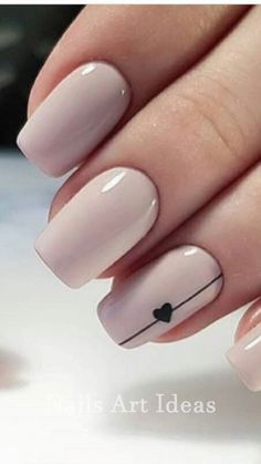 Classic Nail Designs, Simple Acrylic, Nude Nail Designs, Minimalist Nail Art, Short Nails Art, Simple Acrylic Nails, Gray Nails, Classic Nails, Nails 2021