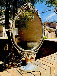 Standing Vanity, Style Change, Vanity Mirror, Old Fashioned, In Italy, Vanity, Collectibles, Italy, Mirror