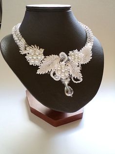 White Wedding Necklace, Seed Bead Jewelry, Beadweaving , Flower Beadwork Necklace Flower Beadwork, Beautiful Beaded Jewelry, Christmas Necklace, Bead Work Jewelry, Bead Jewelry