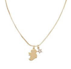 Designed in Ireland by Betty and Biddy. Our stylish Irish designed gold plated delicate necklaces means you can take Ireland with you. 
Home is where the heart is, this cut out gold plated coin displaces the map of Ireland. The modern Irish Éire evolved from Ériu which was the name of a gaelic goddess. Ériu is generally believed to have been the matron goddess of Ireland, a goddess of sovereignty, or simply a goddess of the land. A small star charm to remind you of home. Coin Display, Bags Logo