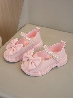 A Pair Of Pearl Embellished Shoes With Bowknot Decoration, Light Pink Cute Style Baby Pink Preppy    Animal,Colorblock,Plain Instep   Kids Shoes, size features are:Bust: ,Length: ,Sleeve Length: Baby Pink Shoes, Pink Preppy, Kids Flats, Embellished Shoes, Rose Pale, Old Shoes, Styles P, Pink Parties