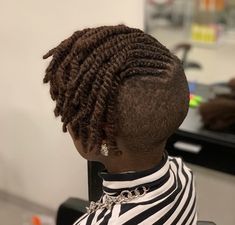 Nubian Twists Short, Short Locs With Shaved Sides, Short Hair Twist Styles Natural, Shaved Side Hairstyles Short, Undercut Braids Hairstyles, Shaved Sides With Braids, Braids With Undercut Black Women, Twist Hairstyles Short Hair, Braids With Shaved Sides Black Women