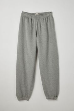 Sweatpants by the essential BDG label in a soft French terry fabrication & available in a range of go-to colors. Relaxed silhouette with gathered elastic ankle cuffs and a stretch elastic waistband. Fitted with side and back pockets. Urban Outfitters exclusive.Features. Soft French terry sweatpants from BDG Classic silhouette Stretch elastic waistband Front & back pockets Content + Care. 80% Cotton, 20% polyester Machine wash Imported Size + Fit. Model in Dark Green is 6'2" and wearing size Medi Mens Grey Sweatpants, Joggers Grey, Cuffed Sweatpants, Baggy Sweatpants, Grey Sweats, Sweatpants Outfit, Grey Sweatpants, Grey Joggers, Tracksuit Bottoms