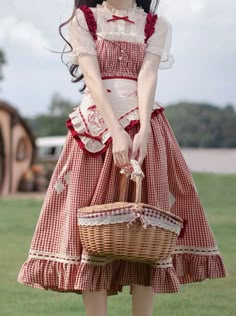 ❤︎ 【Reservation Items】Country Girl Check Suspender Skirt + Shirt + Apron❤︎
⚠Please allow 30 days for shipping. Victorian Dresses Gowns, Gingham Dress Outfit, Cute Vintage Outfits, Shirt Apron, Red Gingham Dress, Country Lolita, Baking A Cake, 1940s Outfits, Red Apron