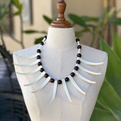 Assorted styles of ula nifo from Samoa. Samoan Necklace, Samoan Jewelry, Head Crown, Xmas Wishlist, Crown Necklace, Birthday Wishlist, Coconut Shell, Shell Jewelry, Samoa