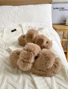 Whether you wear them at home or with your favorite winter outerwear, these fuzzy slippers have you covered. Comfy Fluffy Buckle Slippers 2021 #fluffyslippers #furslides #furslippers #foxfurslides #raccoonfurslides #fursandals #furslidesvendor #furslideswholesale #furryslides #uggslippers #ugg #summerslides #raccoonfurslippers #furslippersvendor #cuteslippers #uggslides #uggsandals #furslide Cute Slippers Fluffy Winter Boa, Sandal Slippers Fluffy, Fluffy Home Slippers, Fussy Slippers, Beige Flat Heel Winter Slippers, Beige Flat Heel Slippers For Winter, Ugg Slides, Ugg Sandals, Fur Sandals