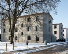 a large building with many windows on the side of it