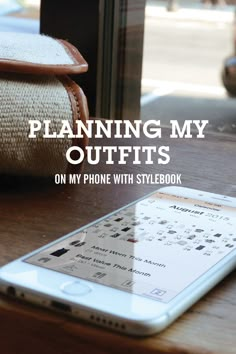 How I use Stylebook to plan what to wear using photos of my real clothes. Closet App, Planning Outfits, Looks Jeans, Quoi Porter, Plaid Shirts, Fashion Guide, Va Va Voom, The Perfect Guy, Look At You