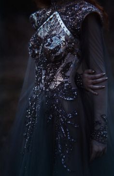 Dark Royalty Aesthetic, Royalty Core, Royal Core, Dark Princess, Medieval Aesthetic, Margaery Tyrell, Dark Queen, Queen Aesthetic, Royalty Aesthetic