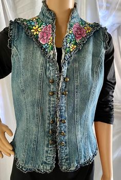 Unique ruffled edges on a retro denim Hand Painted Denim Vest  Fun bright flowers . A perfect addition to your wardrobe  Gift idea  Ladies size Small Wearable Art Clothing, Altered Clothing, Denim Vests, Embellished Clothing, Denim Ideas, Embroidered Art, Womens Jackets, Painted Denim, Embroidered Clothes