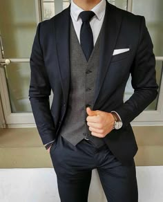 Navy Suit Wedding, Modern Men, Men Classic, Fashion Suits For Men, Men’s Suits, Groom Suit, Fitted Suit, Wedding Suits Men