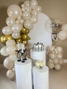 balloons and decorations are on display at a party