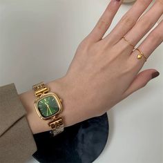 Green Watch, Watches Women, Gold And Green, Color Bands, Square Faces, Square Watch, Steel Chain, Stainless Steel Chain, Chic Design