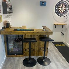 Stand Up Bar Ideas, Mini Bar With Wine Fridge, Stand Behind Bar, Bar In Conservatory, Wooden Bars Ideas, Wooden Bar Designs For Home, Bar Area In Garage, Basement Bar Small Space, Homemade Bars Furniture