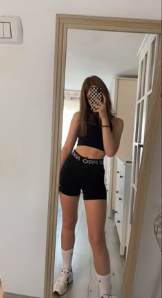 nike pro workout outfit Nike Pro Shorts Outfit Summer Aesthetic, Nike Pro Workout Outfits, Black Sports Shorts Outfit, Nike Pro Gym Outfit, Nike Pro Outfit Aesthetic, Outfit Ideas Nike Pro Shorts, How To Style Nike Pro Leggings