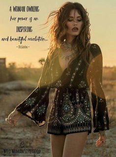 Yes it is ! Bohemian Schick, Festival Mode, Bohemian Style Clothing, Boho Festival Fashion, Music Festival Fashion, Hippy Chic, Hippie Look, Boho Beauty, Mode Boho