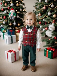 ✿ABOUT THIS SUİT ✓Introducing this luxurious four-piece checked suit set that creates a stylish and personalized ensemble for your little one's special day. ✓This set consists of suspender pants with plaid detailing, a plaid fabric vest trimmed with a gold knot, a matching bow tie, and a cotton shirt. ✓The trousers have an elastic waistband for comfortable fit and adjustable straps to ensure the perfect fit. Made of soft and comfortable gabardine fabric. ✿FABRIC INFORMATION ✓Natural cotton fabri Toddler Boys Christmas Outfits, Little Boy Christmas Outfits, Christmas Kids Outfits, Baby Christmas Outfit Boy, Boys Holiday Outfits, Kids Christmas Outfits Boys, Christmas Costumes For Kids, Christmas Outfit For Boys, Christmas Outfit For Kids