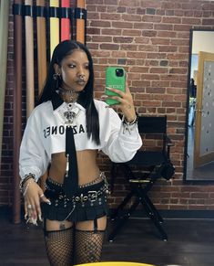 Demon Shorts Outfit, Emo Glam Outfits, Rockstar Baddie Outfits, Black Rockstar Outfit, Rockstar Black Women, All Black Alt Outfit, Rockstar Aesthetic Black Women, Punk Fashion Black Women, Alternative Fashion Black Women