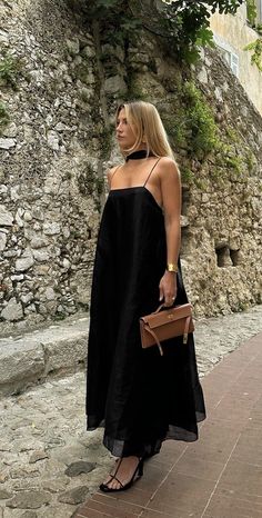 Going To The Theatre Outfit, Summer Dresses Wedding Guest, Street Style Handbags, Theatre Outfit, Dresses Wedding Guest, The Theatre, Pretty Blouses, Event Outfit, Wedding Guest Dress Summer