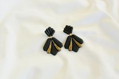 black gold earrings Gold Art Deco Earrings For Party, Elegant Black Earrings For Formal Occasions, Elegant Black Formal Earrings, Handmade Art Deco Jewelry For Party, Black Jewelry With Matching Earrings For Evening, Black Jewelry Set With Matching Earrings For Evening, Gold Black Enamel Earrings For Evening, Gold Earrings With Black Enamel For Evening, Handmade Elegant Chandelier Earrings For Parties