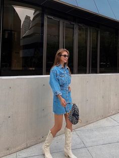 Denim Fits, Denim Dresses, Outfit Mujer, Jeans Jacket, 가을 패션, Summer Fashion Outfits, Cowgirl Boots, Country Girls