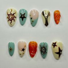 #nailinspo Beetle Nail Art, Vintage Halloween Nails, Beatles Nails, Cocktail Nails, Vampire Nails, Euphoria Nails, October Nails